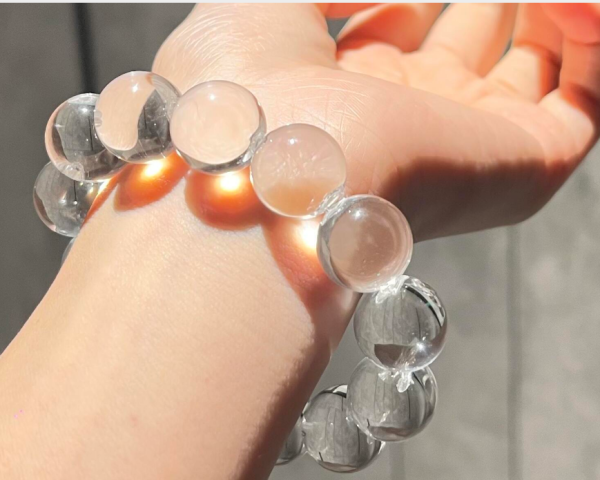 Natural White Crystal Straight-Hole Plain Circle Bracelet - 图片 4