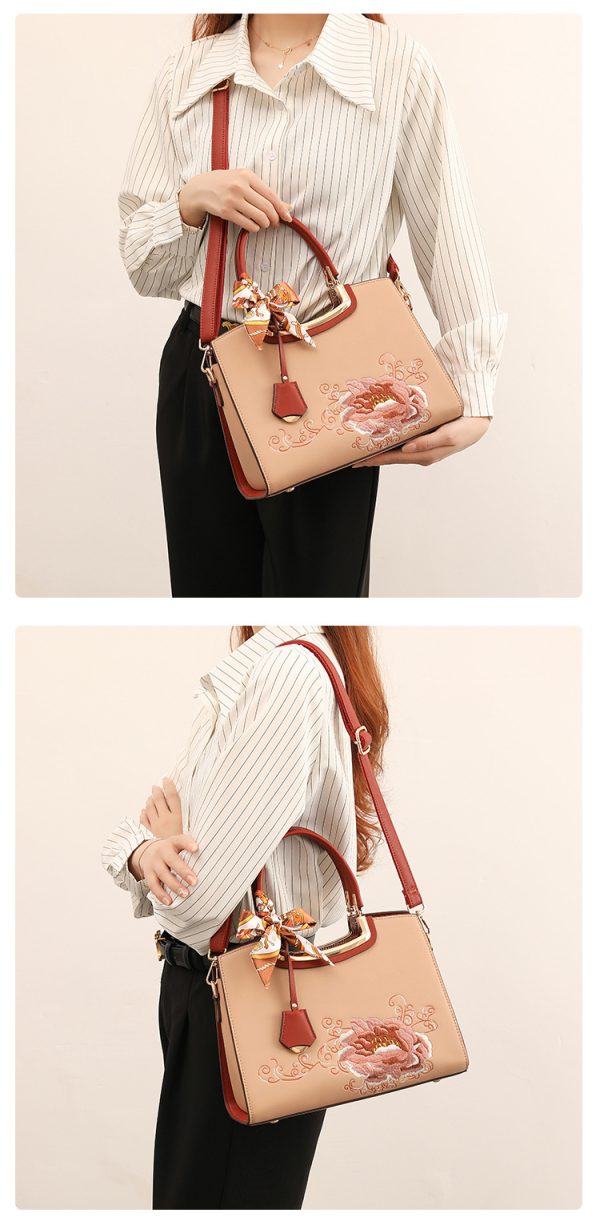 Chinese-style embroidery handbag for middle-aged women - 图片 8