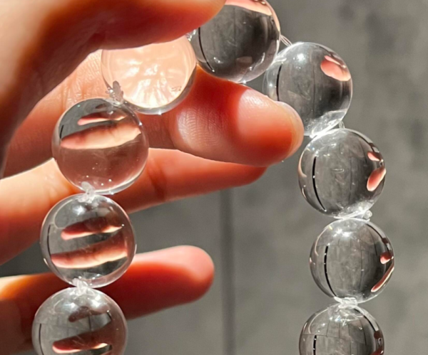 Natural White Crystal Straight-Hole Plain Circle Bracelet - 图片 3