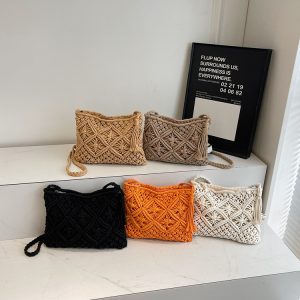 versatile single-shoulder crossbody woven bag