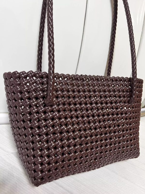 Handwoven rattan-like tote bag, single-shoulder and hand-held hollow-out bag - 图片 3